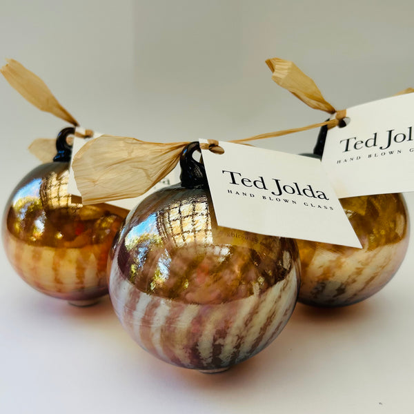 The "Gilded Bon Bon"